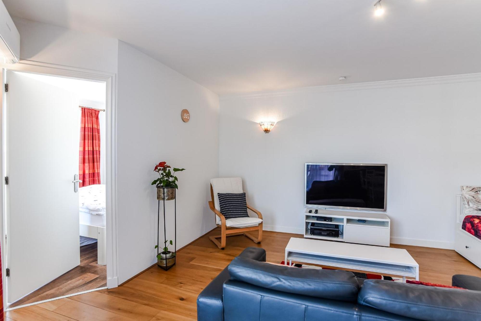 Studio Tara At The Beach With Private Parking Zandvoort Buitenkant foto
