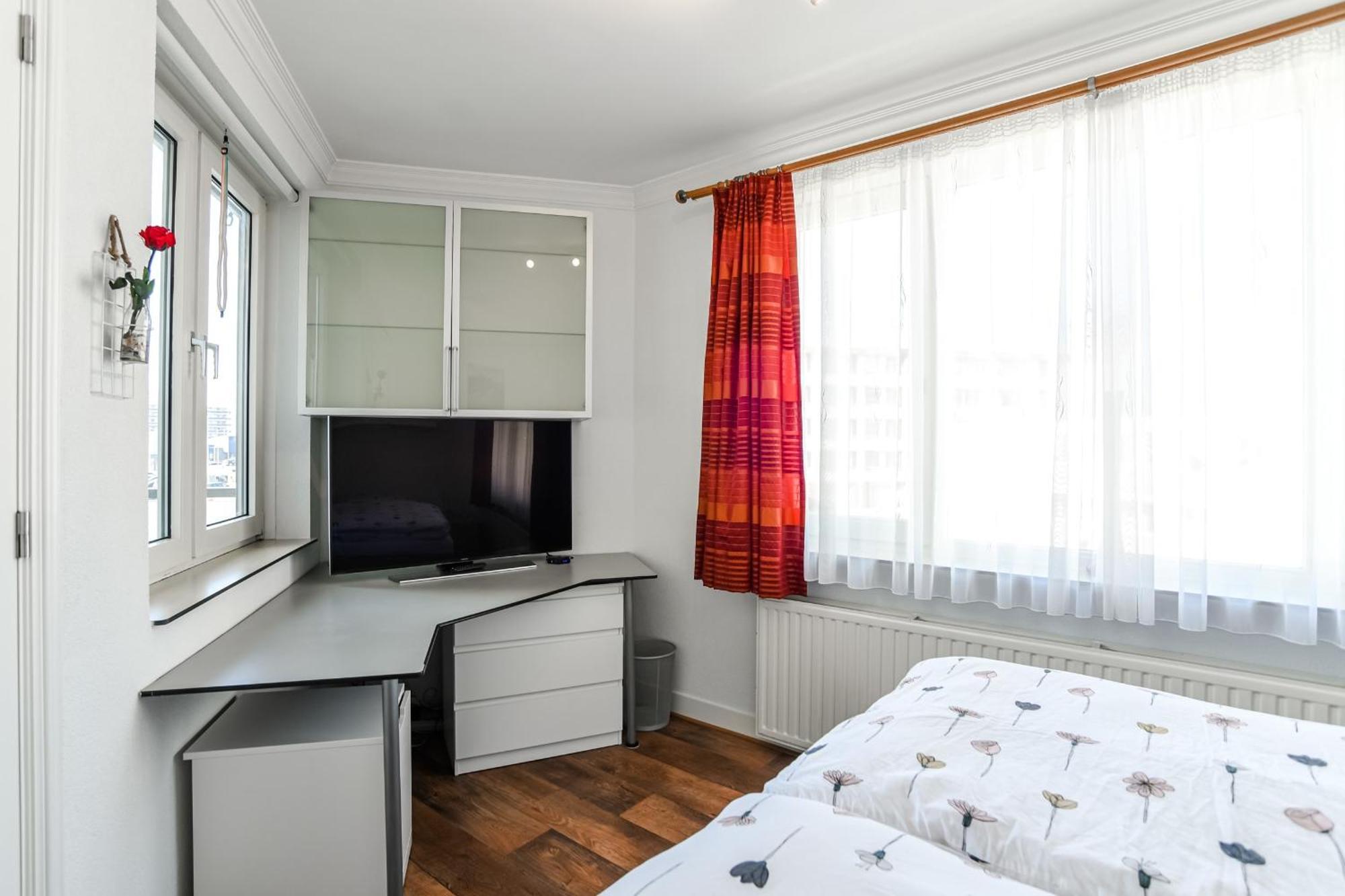Studio Tara At The Beach With Private Parking Zandvoort Buitenkant foto